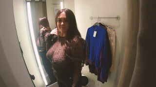 5. DRESSING ROOM TRY-ON ????