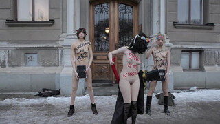 9. everydayrebellion.com presents – Aliaa Elmahdy & Femen protesting against Egyptian constitution