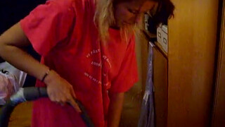5. Showing her stuff during cleaning