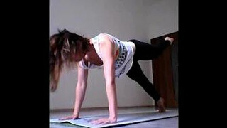 20 min morning energizing yoga / 20 min ranni joga