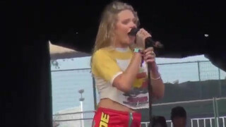 3. Tove Lo – Talking Body || Live Boobs Show Compilation || Boobs Flash in Live Concert
