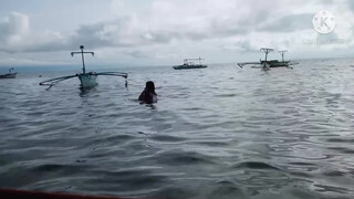 9. No bra challenge ligo Sa dagat