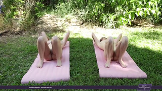 4. Sexy yoga lezbien Naked Bridge Naked Yoga Training Pose   @Zehra Öztürk