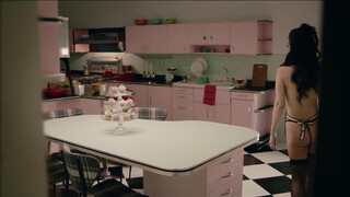 1. #CinesaComerciales Chica Max…repostera!