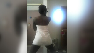 5. Nae nae fresh out the shower.:-)