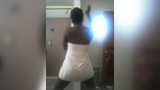 9. Nae nae fresh out the shower.:-)