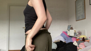 9. Miss Jenni P cleaning her room with buttcrack out