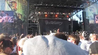 1. Buckcherry “Crazy Bitch” Live at Rock On The Range 2009 J2ThaP