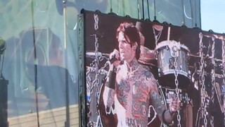 10. Buckcherry “Crazy Bitch” Live at Rock On The Range 2009 J2ThaP