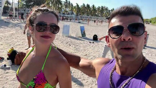 1. ACADEMIA POPULAR EM MIAMI BEACH/ COXAS E GLÚTEOS