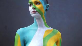 6. Artist Andy Golub bodypainting in Chelsea