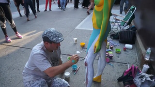 2. Artist Andy Golub bodypainting in Chelsea