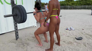 2. Treino na Praia Muscle Beach Miami | Com Bakhar Nabieva, @KarolFit , @JuSilvaFit e Liza Troian