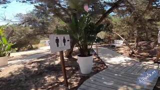 5. Un paseo y un baño por Cala Bassa ¿La mejor playa de Ibiza?