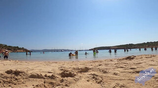 10. Un paseo y un baño por Cala Bassa ¿La mejor playa de Ibiza?