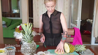 6. HOW TO CUT A PINEAPPLE | Clean & Delicious