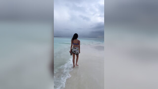9. വീണ്ടും ബിക്കിനിയിൽ പ്രിയ വാര്യർ ???? Priya Varrier in Bikini at maldives #maldives #mallu #beach