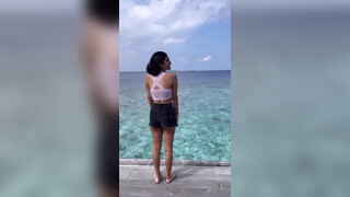 3. വീണ്ടും ബിക്കിനിയിൽ പ്രിയ വാര്യർ ???? Priya Varrier in Bikini at maldives #maldives #mallu #beach