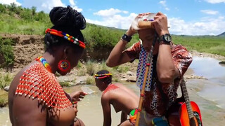 9. Ngithandana Nebhinca