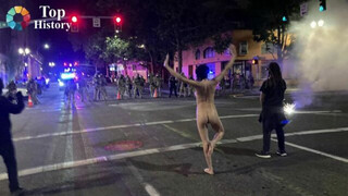 Portland Police ‘Retreat’ After Standoff With NAKED Female Protester