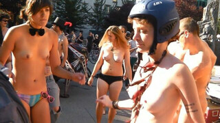 Vancouver Naked Bike Ride 2012 – part 1 of 3