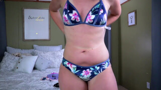 8. Curvy bikini and lingerie try on haul