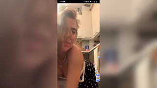 2. Bigo downblouse russian girl show tits