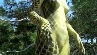 7. body painting. lizard-leopard. part3. photo shoot. stalking