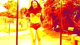 7. Nude//naked girl viral video