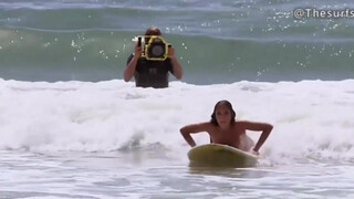 10. #Trueback Naked Girls Go Surfing
