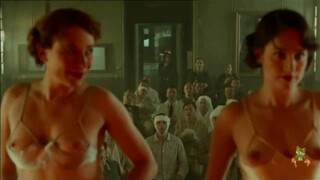 Julie Depardieu dénudée