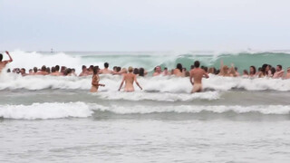 6. BW Skinny Dip – Guinness World Record Attempt Gisborne 2012 (UnCensored)