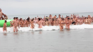 8. BW Skinny Dip – Guinness World Record Attempt Gisborne 2012 (UnCensored)