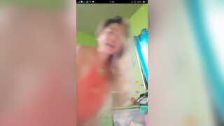 2. Bigo Live Pinay Show her tits