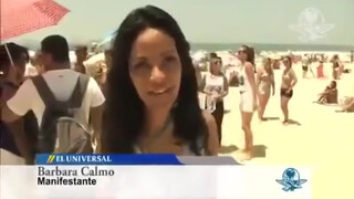7. Brasileñas muestran sus senos; demandan igualdad y libertad en playas
