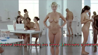 chicas desnudas  campaña publicitaria al desnudo