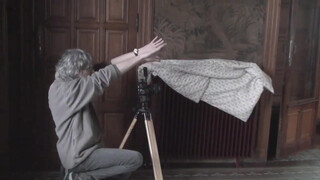 2. Fine art nude photographer Ludwig Desmet behind the scenes with Riona Neve
