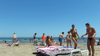 7. Une minute à la plage de Valencia
