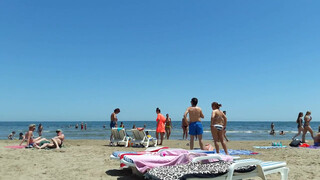 3. Une minute à la plage de Valencia