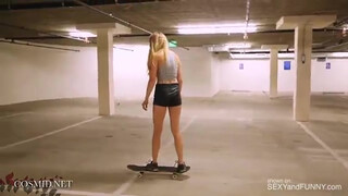 2. Women The art of Skateboarding