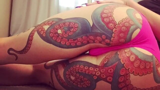 8. Top 10 Vaniga Tattoo in the World 2017 [Part 3] – Sexy Tattoo for Female