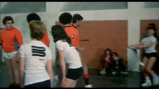 6. La Compagna di Banco (1977) – partita di basket e doccia [Lilli Carati]