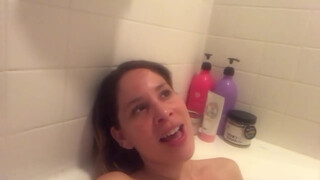 6. Bath Time Chat  (DELETED VIDEO) – DJ LA MOON (1/3)