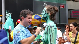 10. Don’t Worry, Be Happy (BODY PAINTING) New York City, USA “2015”