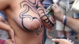 8. The Greatest Body Painting in Times Square
