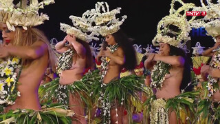 7. Heiva i Tahiti 2015 Ori i Tahiti Premier prix costume végétal