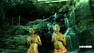 7. African beauties with IMIFANEKISO, Model: Okuhle  and Sbongile, song by Bahubhe_Gabigabi.