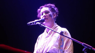5. Amanda Palmer sings ‘Dear Daily Mail’ song 12/07/2013 London Roundhouse
