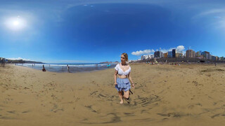 5. Walk with me at Las Canteras Beach in Las Palmas, Gran Canaria. 360° Virtual Reality