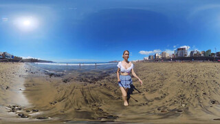 7. Walk with me at Las Canteras Beach in Las Palmas, Gran Canaria. 360° Virtual Reality